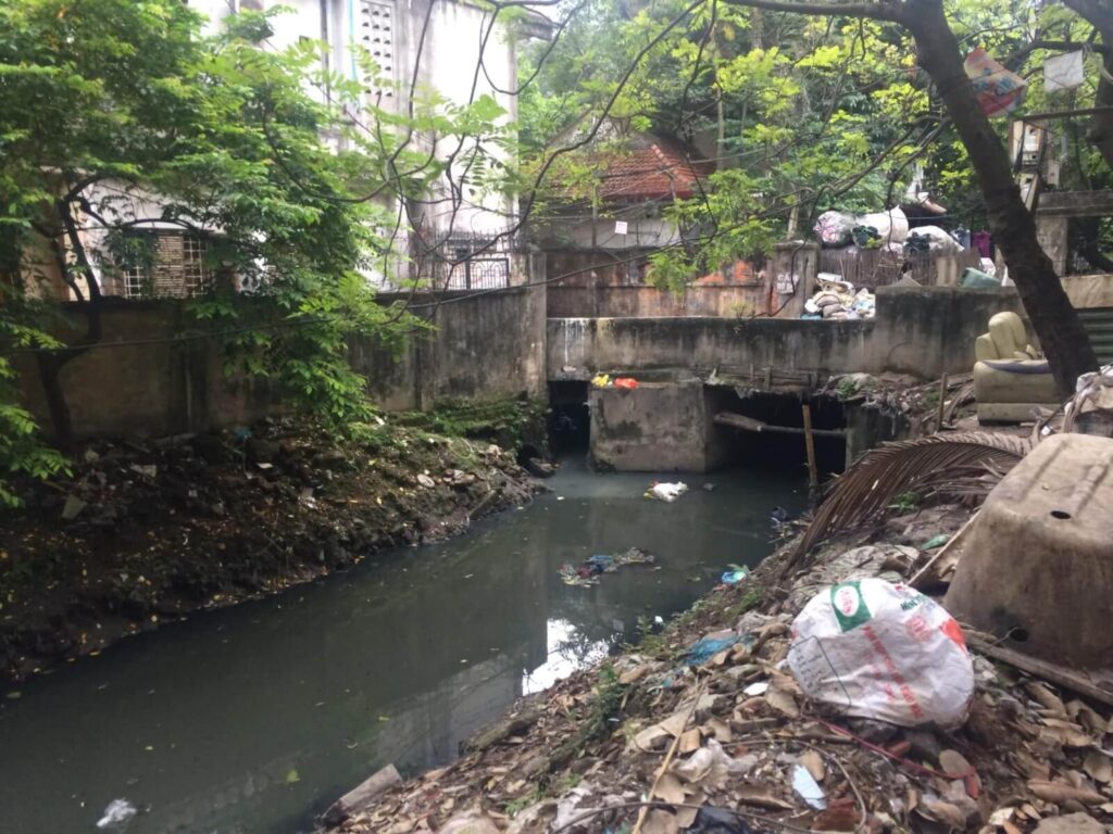 Canals and streams polluted by domestic wastewater