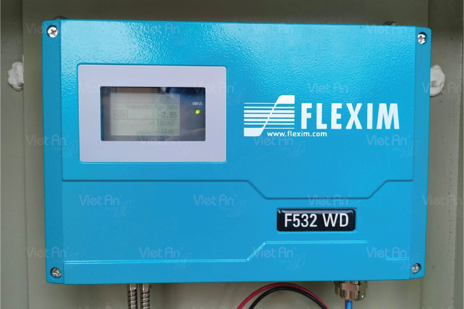 Measuring water inflow with FLUXUS F532WD non-invasive ultrasonic clamp ...