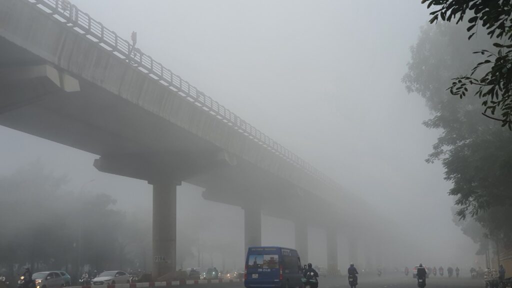 The air pollution in Hanoi is always at a red alert level