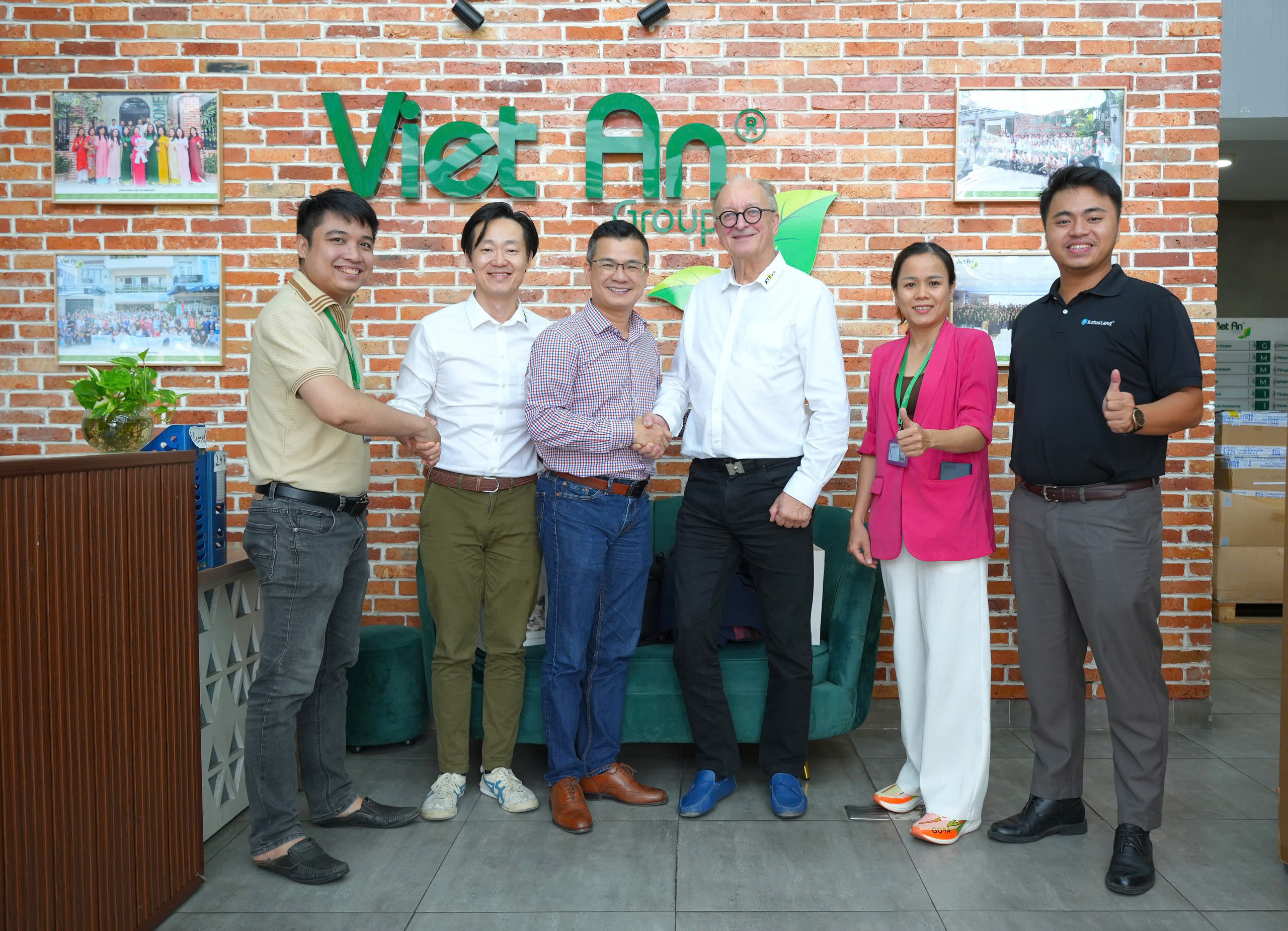 Tập đoàn JCT Group (Austria) đến thăm và làm việc tại Việt An Group